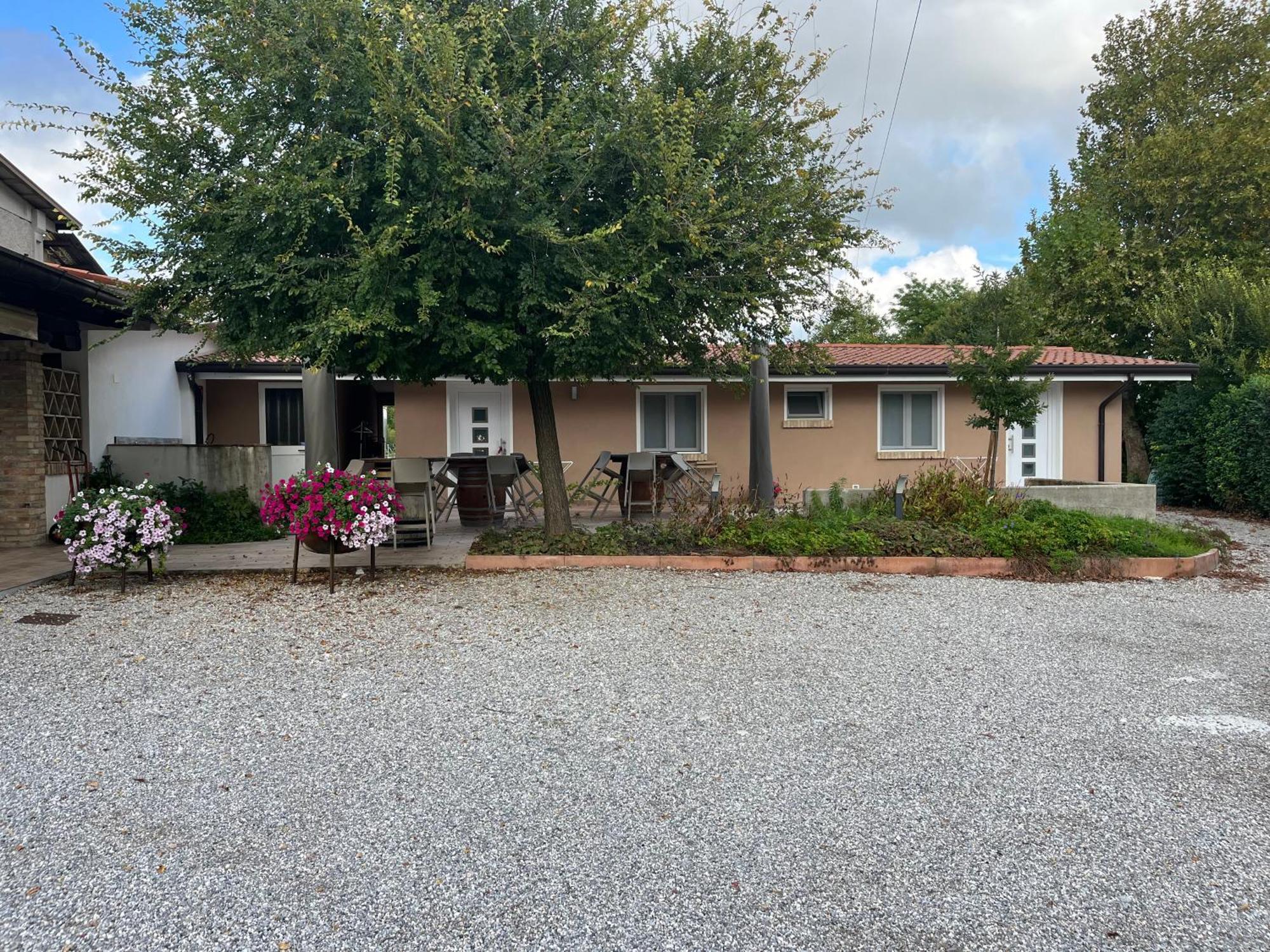 Agriturismo Pelos Ruda Luaran gambar